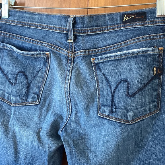 CITIZENS OF HUMANITY Ingrid 002 Low Waist Flare Jeans - Picture 7 of 8